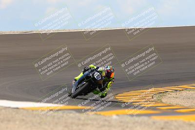 media/Sep-25-2022-CVMA (Sun) [[ee08ed6642]]/Race 8 Supersport Middleweight Shootout/